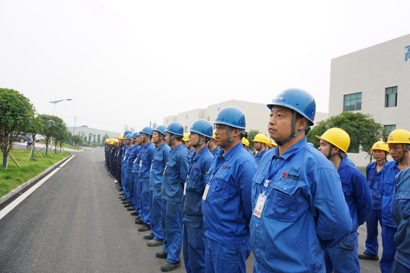 鑫政鋁業(yè)團隊風采